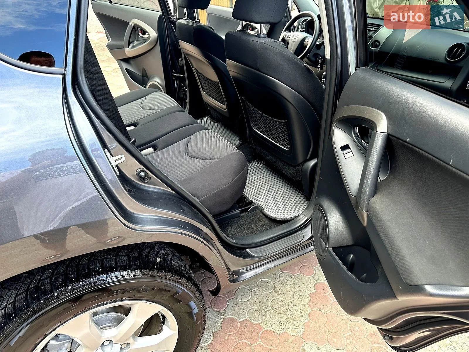 2010 Toyota RAV 4 - мініатюра 28