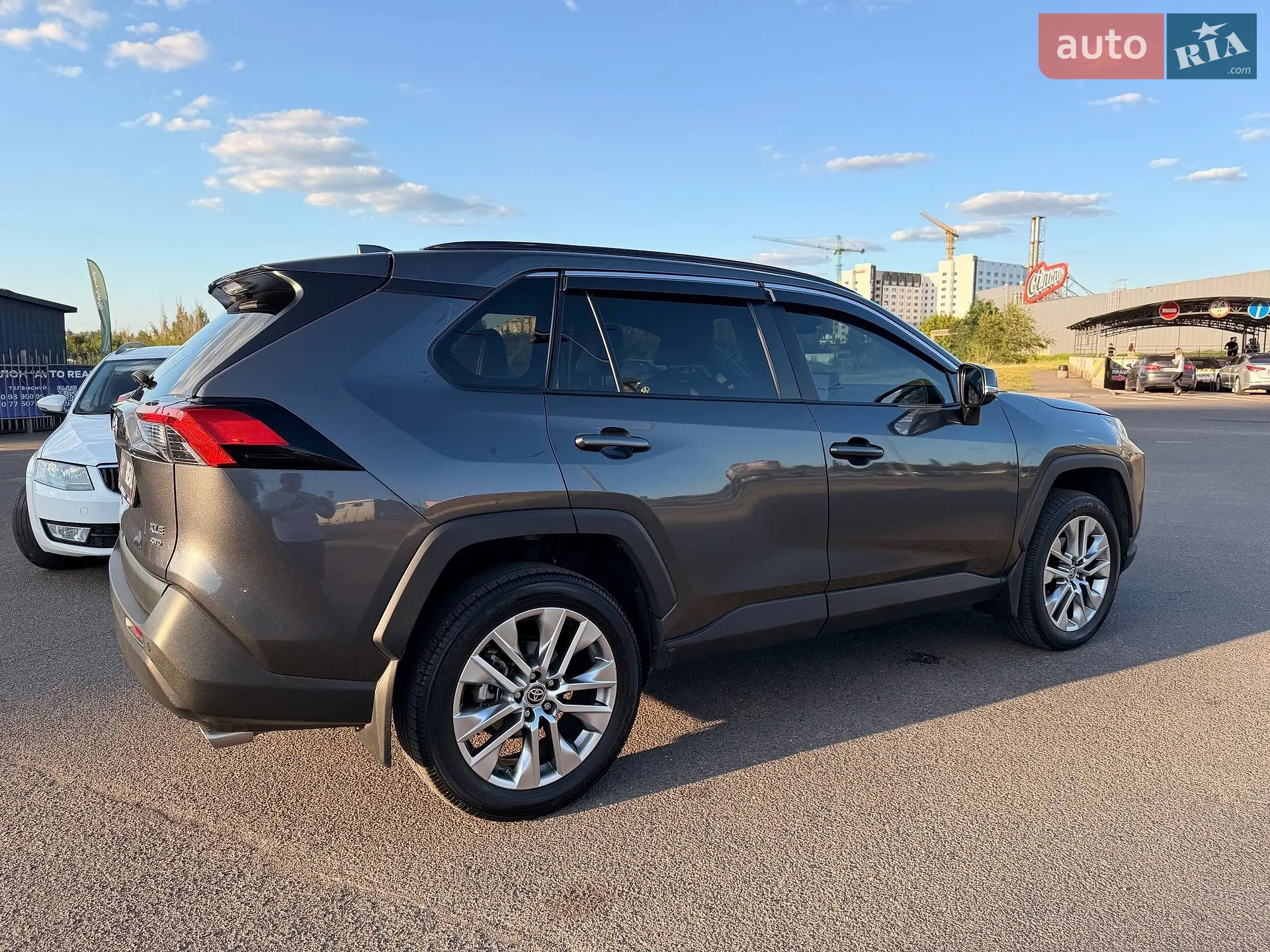 2023 Toyota RAV 4 - мініатюра 29