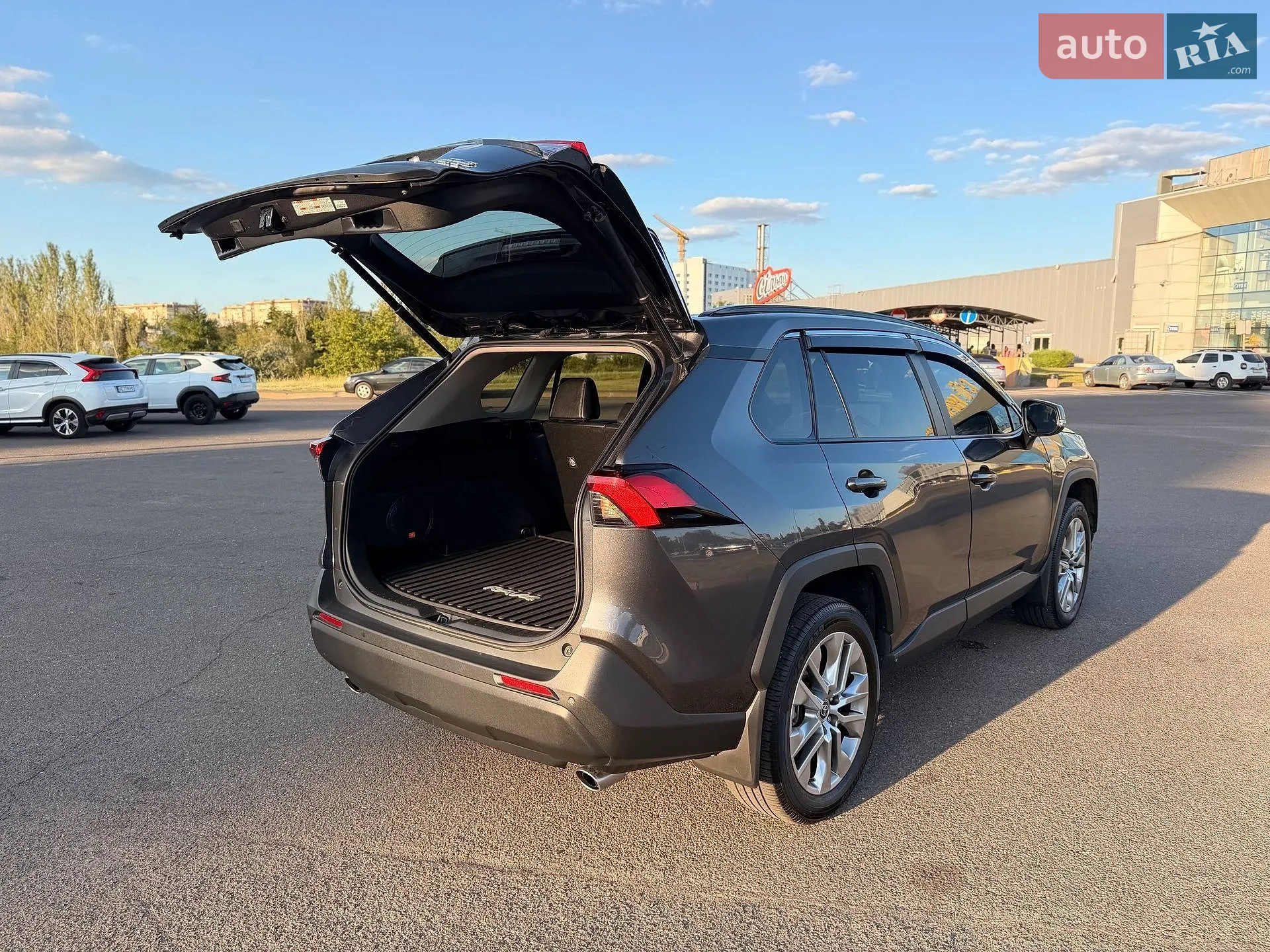 2023 Toyota RAV 4 - мініатюра 35
