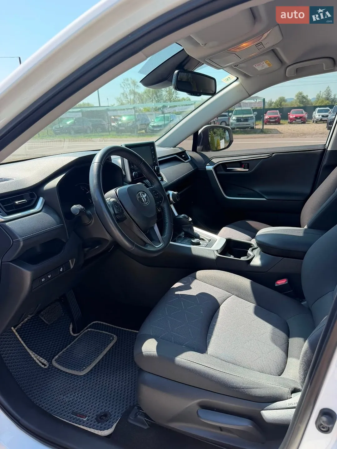 2021 Toyota RAV 4 - мініатюра 9