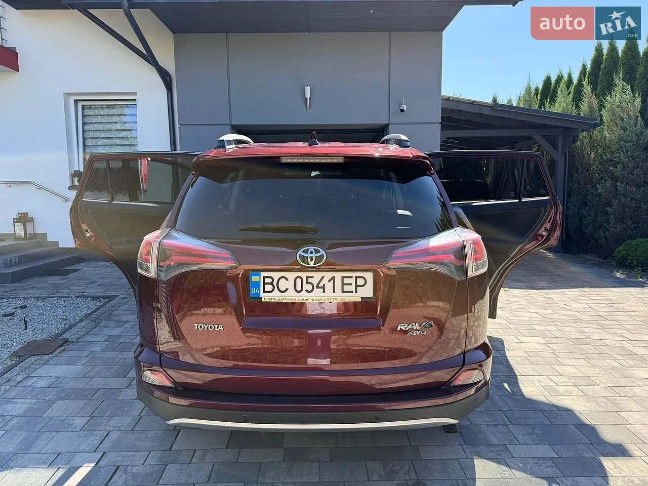 2016 Toyota RAV 4 - мініатюра 3