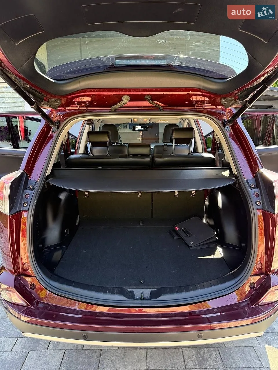 2016 Toyota RAV 4 - мініатюра 8
