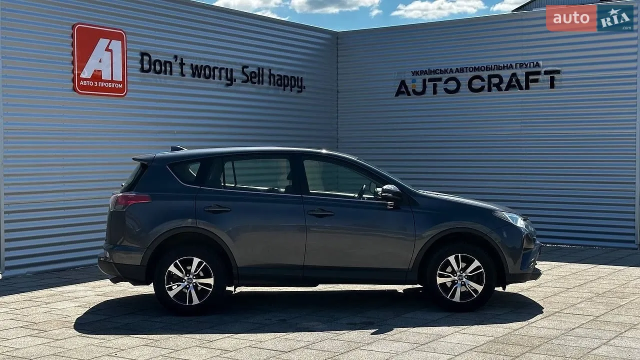 2018 Toyota RAV 4 - мініатюра 4
