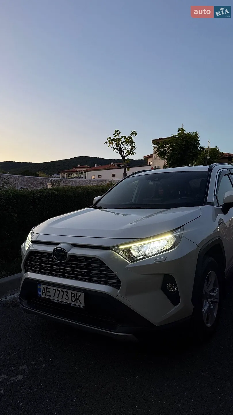 2019 Toyota RAV 4 - мініатюра 3