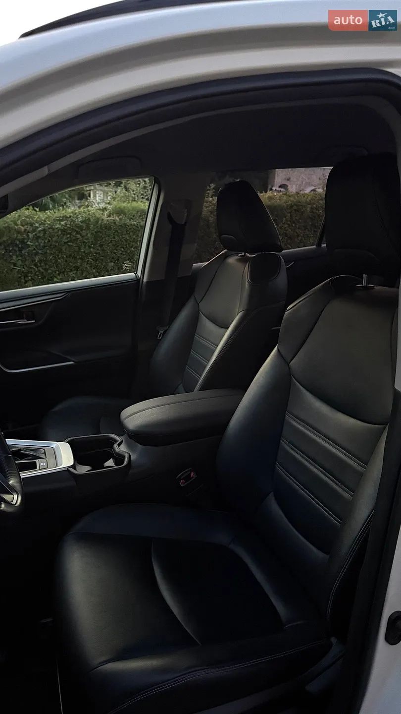 2019 Toyota RAV 4 - мініатюра 18