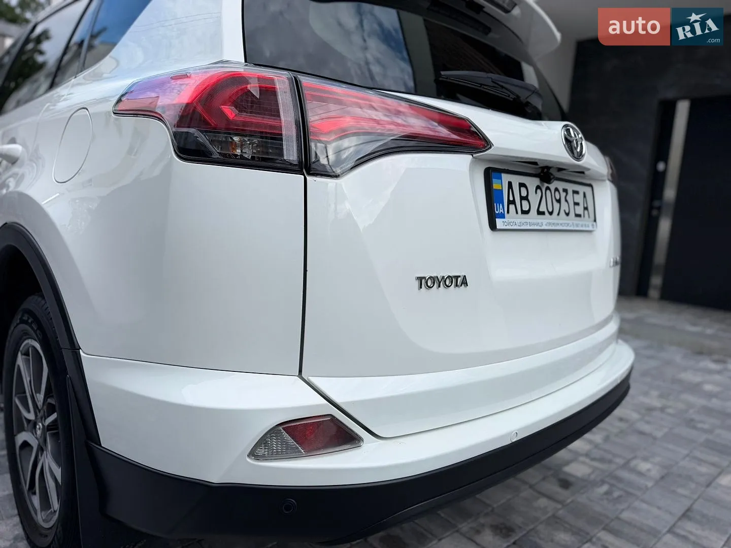 2018 Toyota RAV 4 - мініатюра 13
