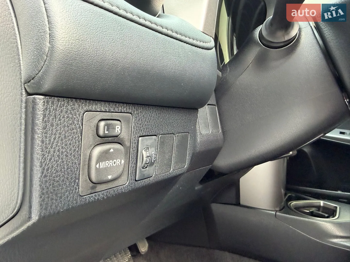 2018 Toyota RAV 4 - мініатюра 22