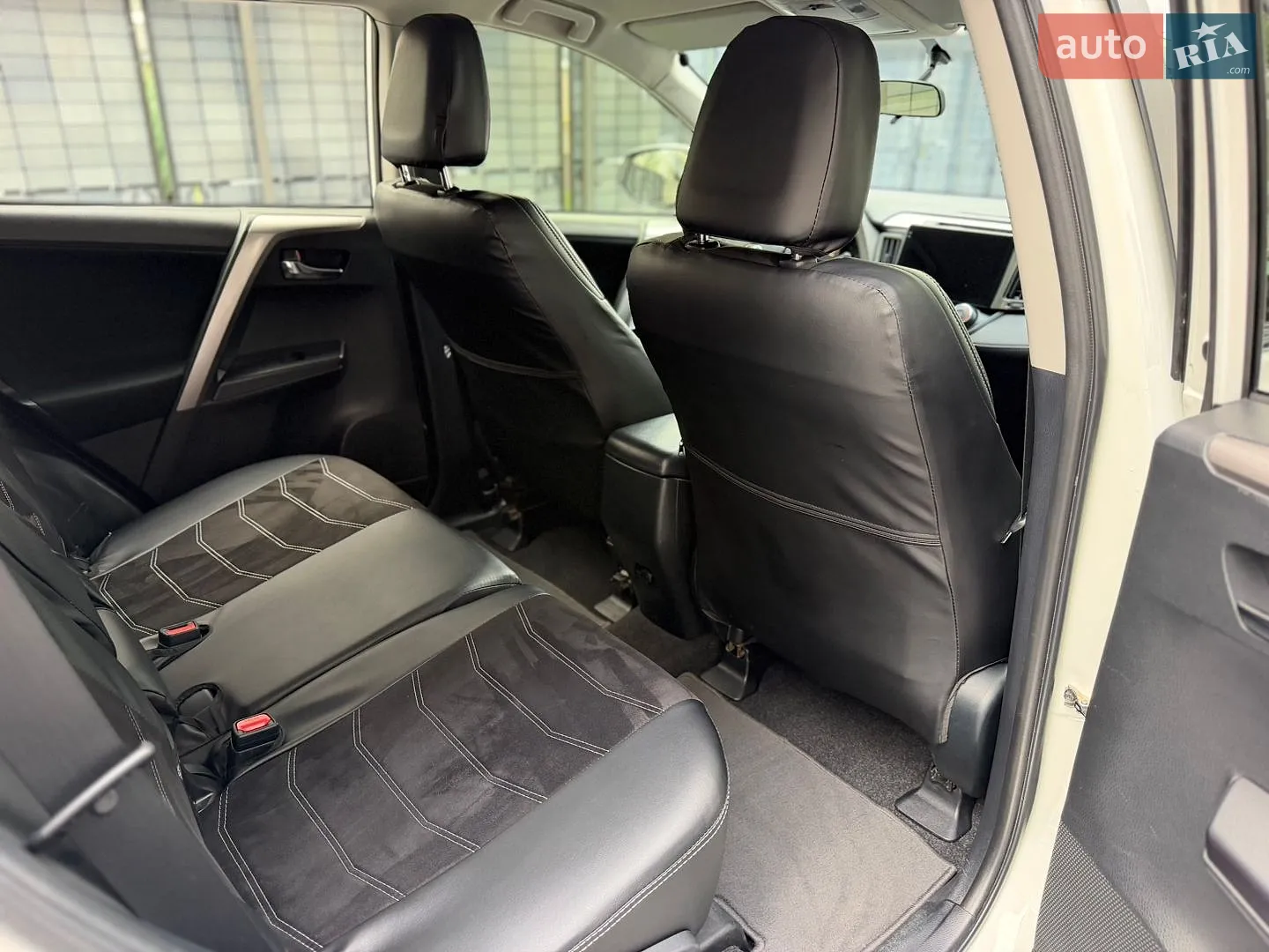 2018 Toyota RAV 4 - мініатюра 36
