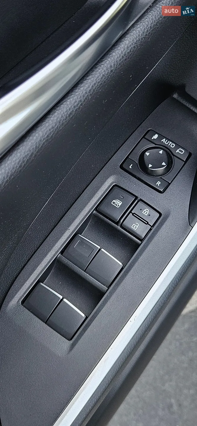 2019 Toyota RAV 4 - мініатюра 34