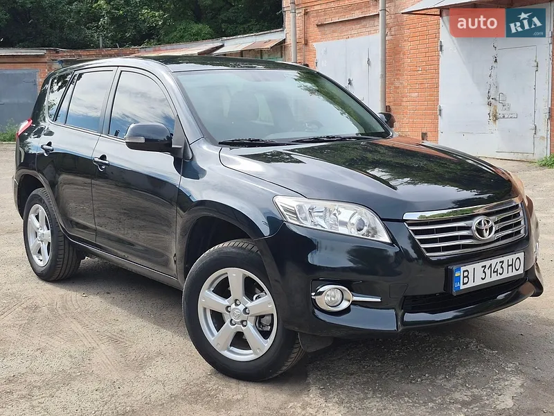 Toyota RAV4 2011