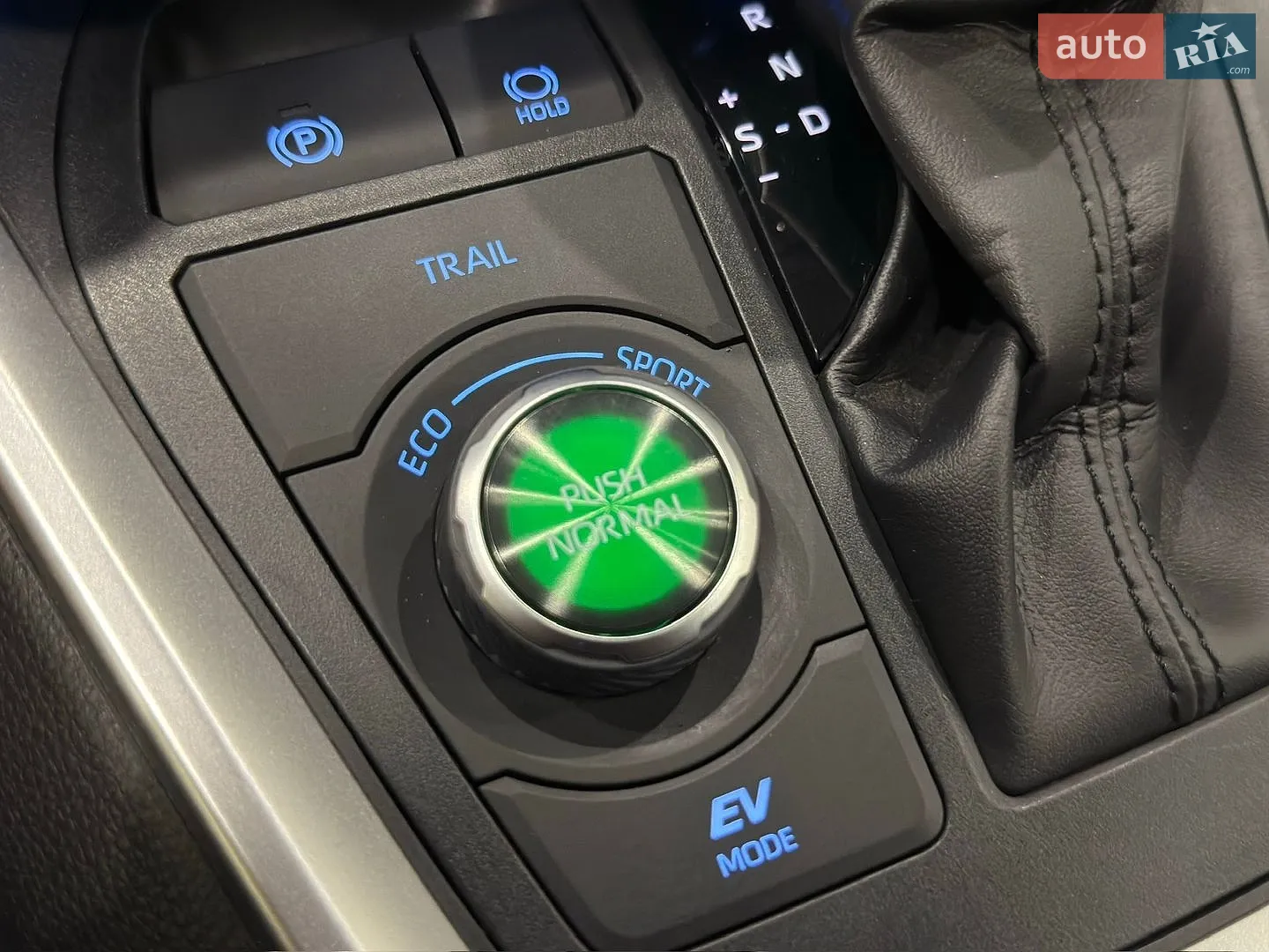 2022 Toyota RAV 4 - мініатюра 9