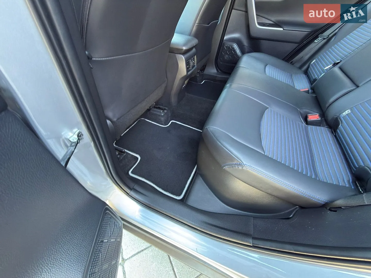 2022 Toyota RAV 4 - мініатюра 48