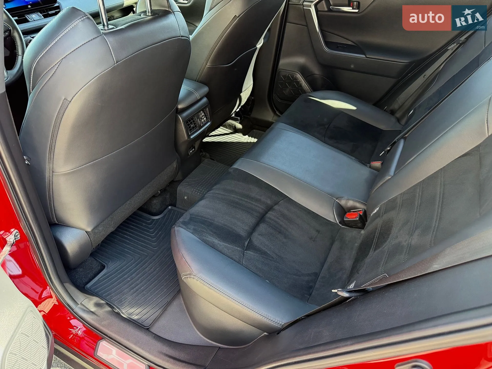 2023 Toyota RAV 4 - мініатюра 4