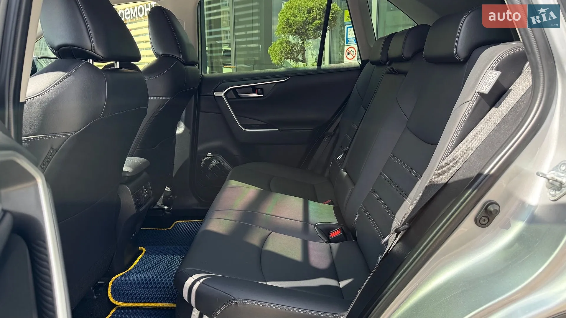 2022 Toyota RAV 4 - мініатюра 19