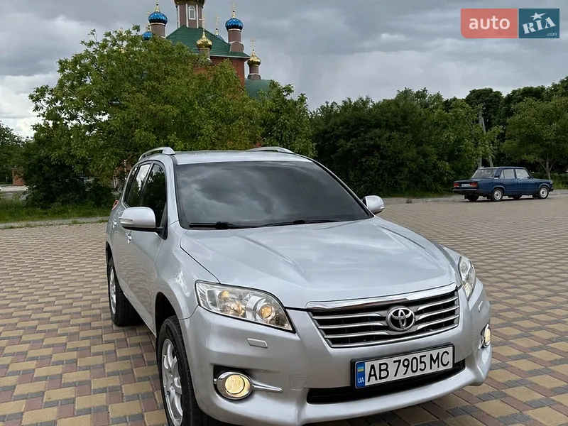Toyota RAV4 2010