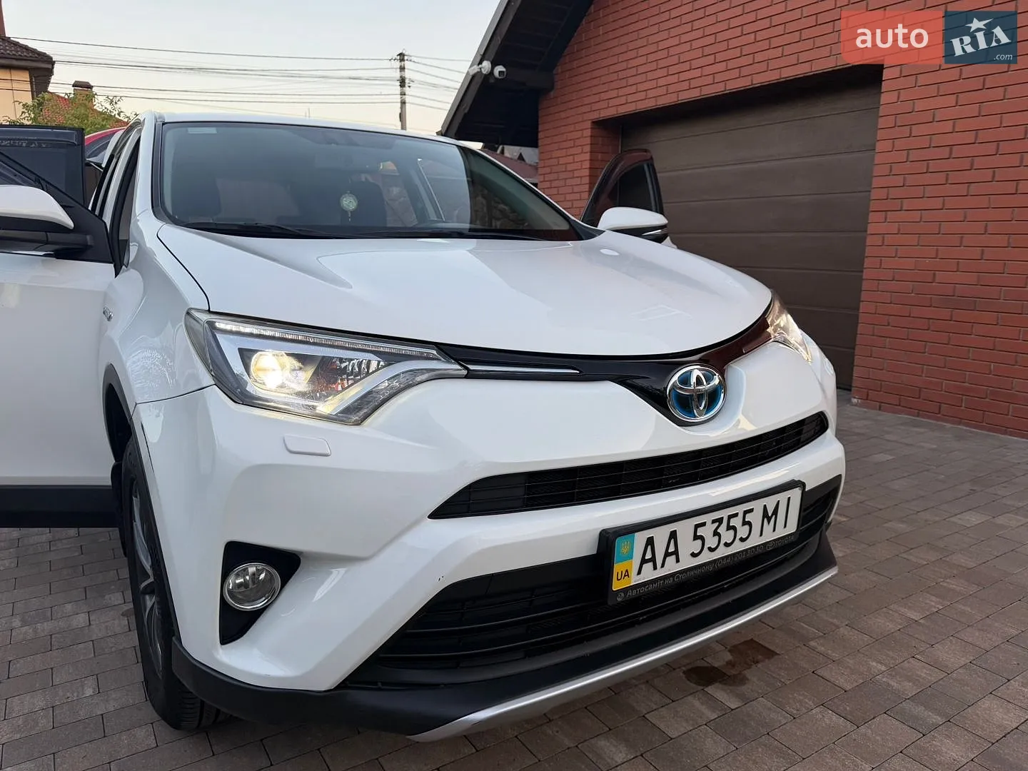 2017 Toyota RAV 4 - мініатюра 14