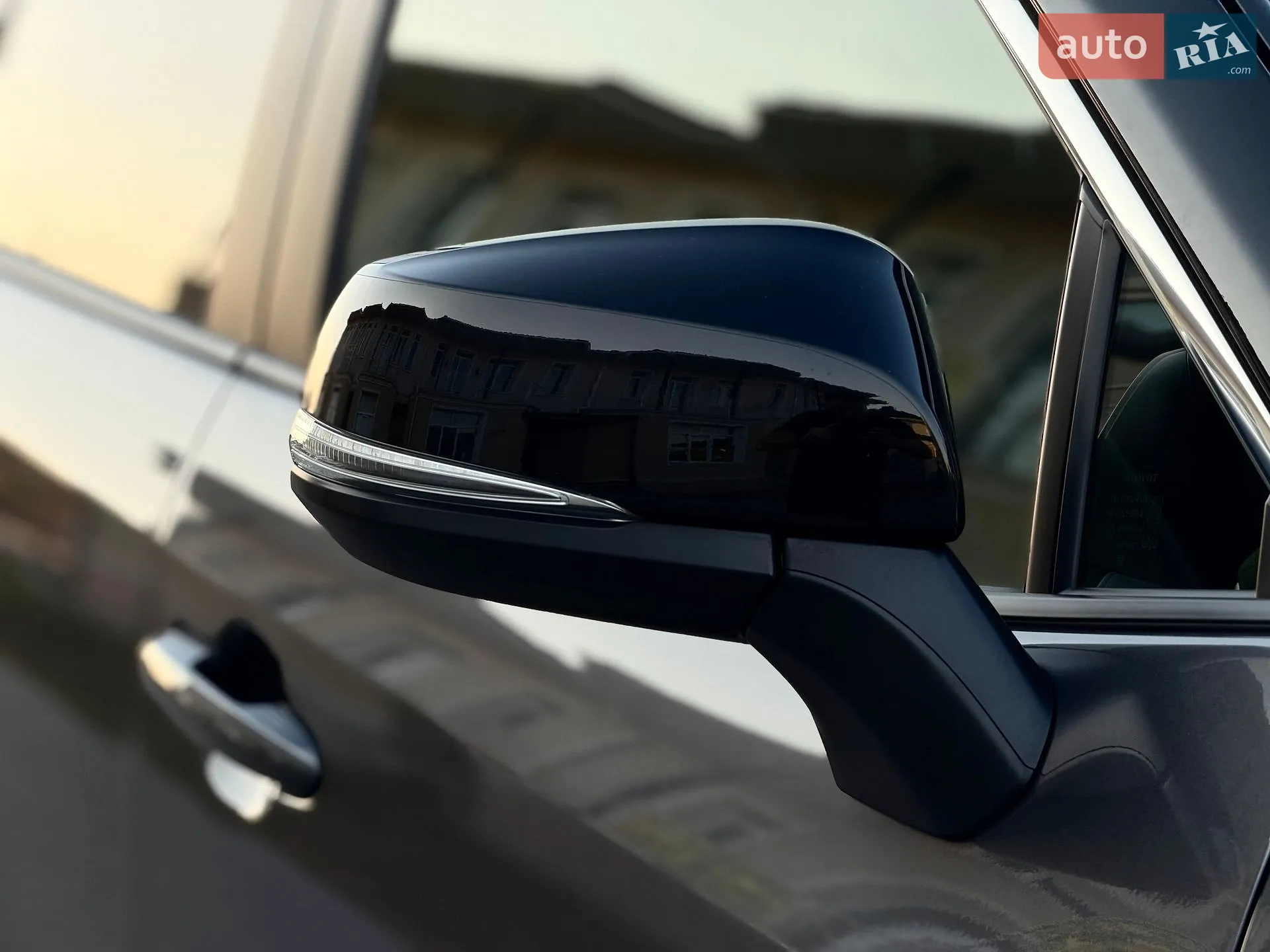 2023 Toyota RAV 4 - мініатюра 17