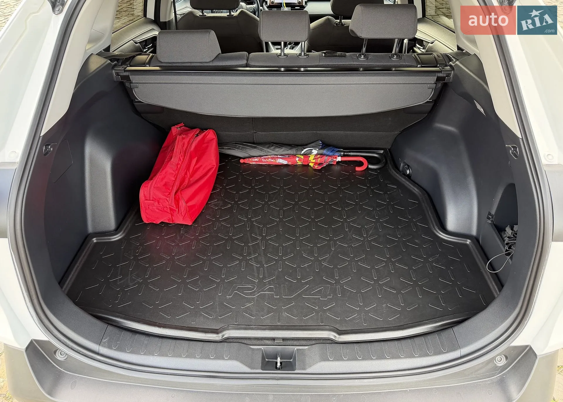 2019 Toyota RAV 4 - мініатюра 33