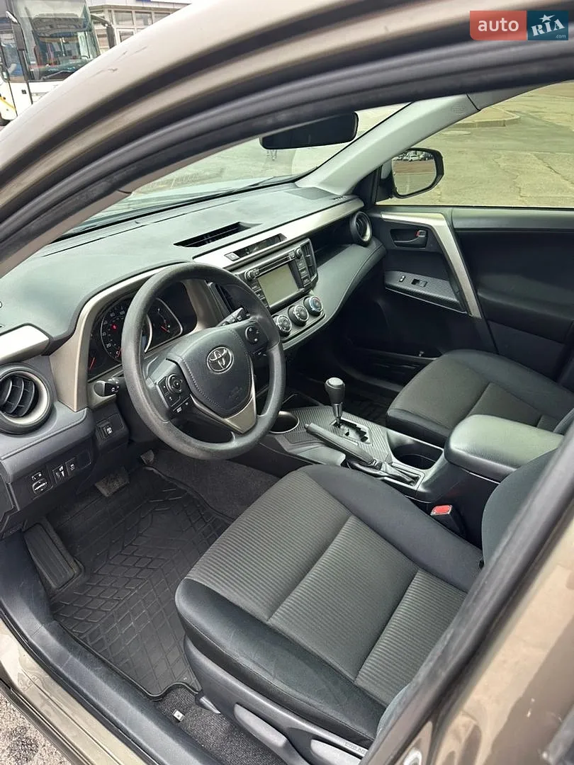 2015 Toyota RAV 4 - мініатюра 12