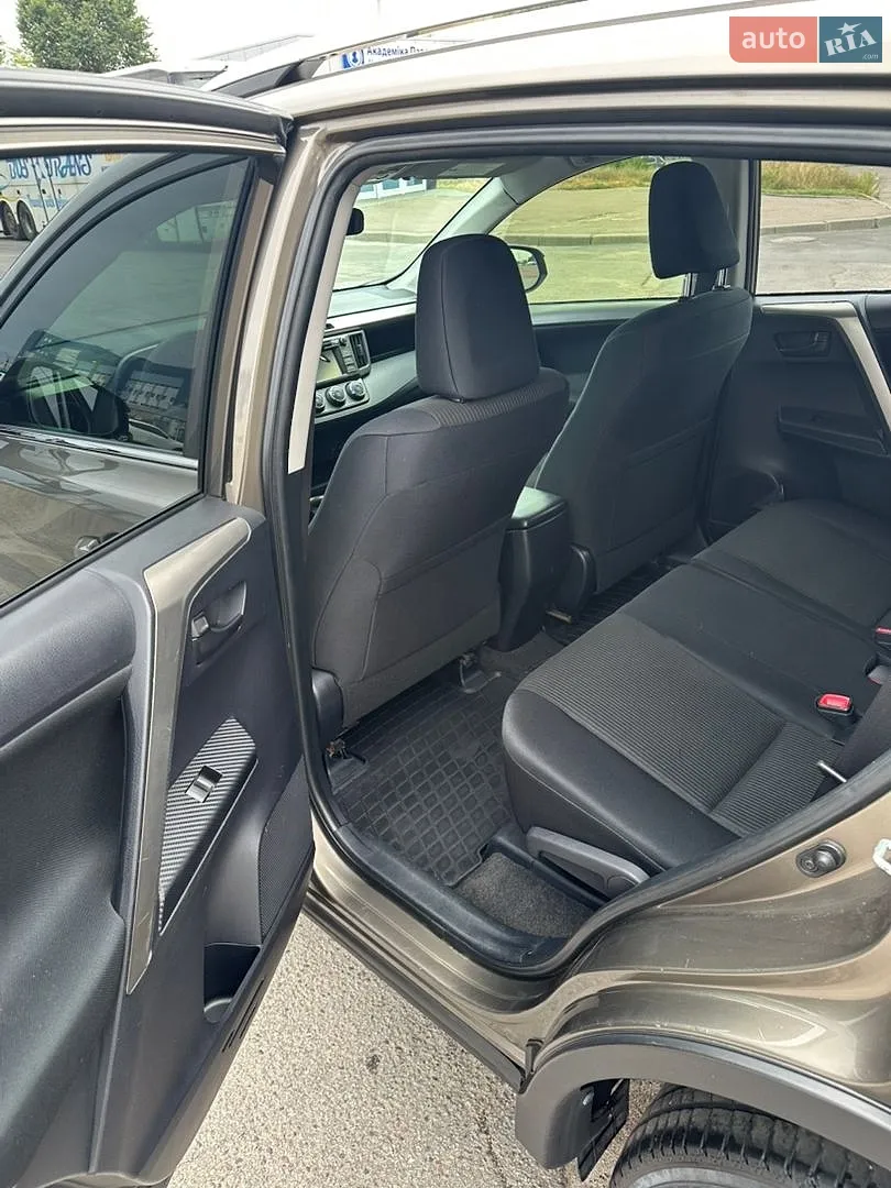 2015 Toyota RAV 4 - мініатюра 13