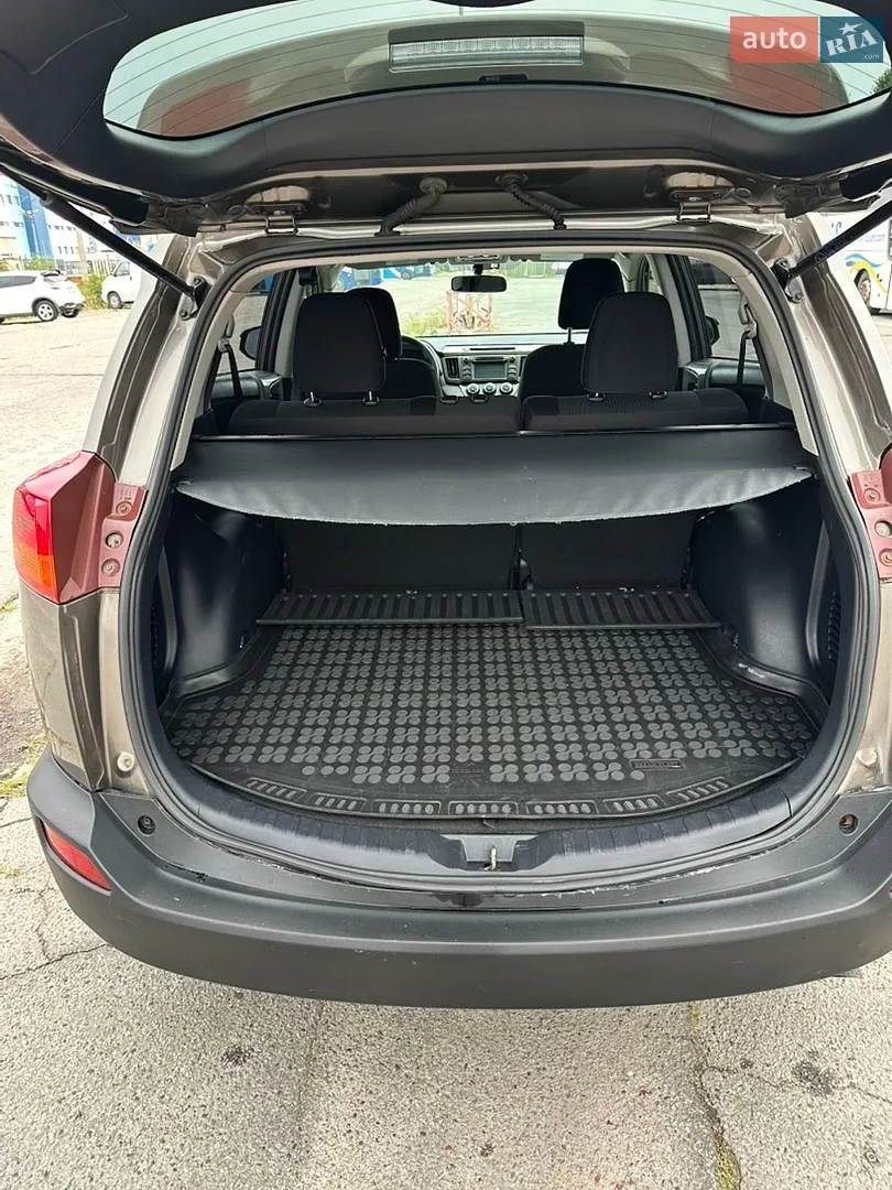 2015 Toyota RAV 4 - мініатюра 14