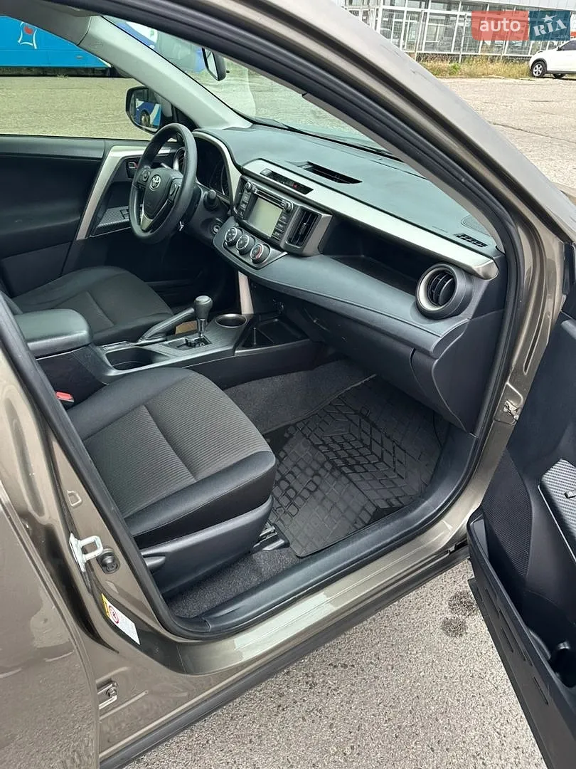 2015 Toyota RAV 4 - мініатюра 16
