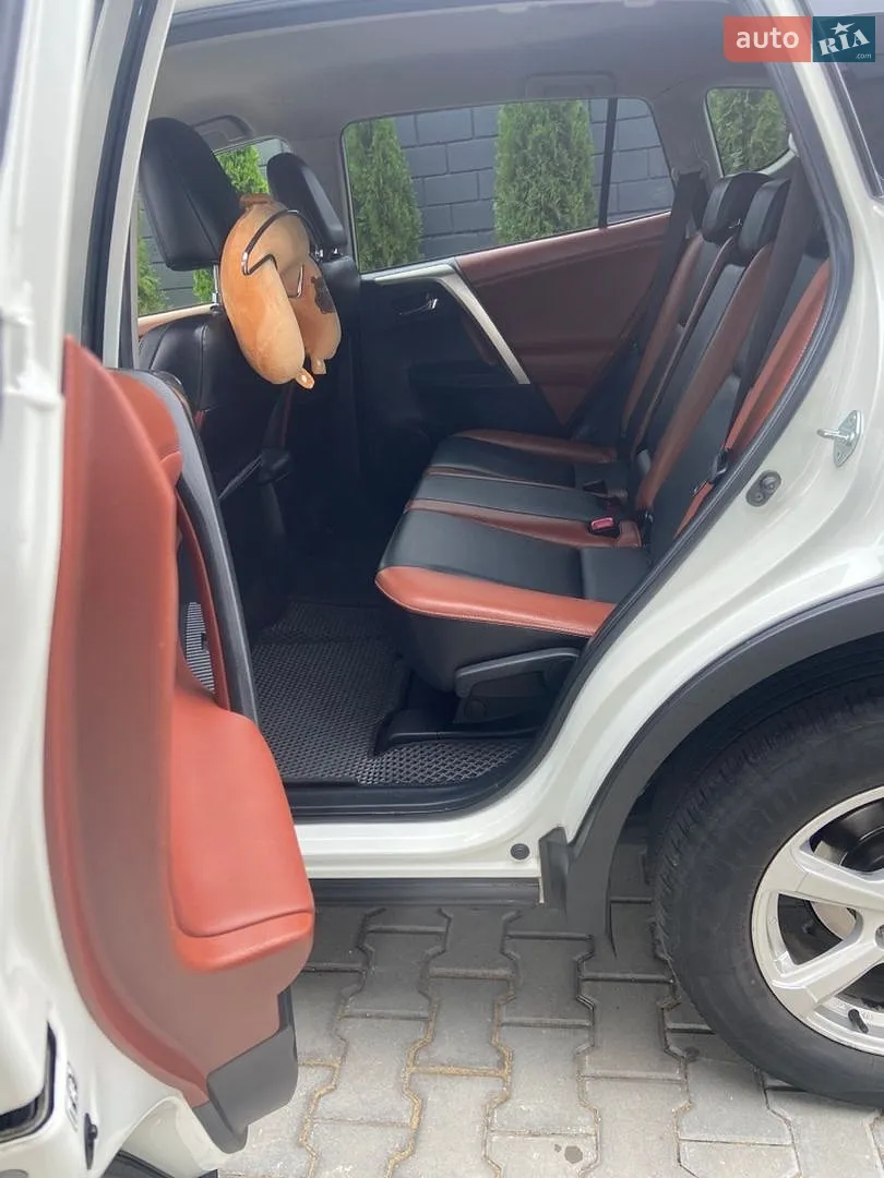 2013 Toyota RAV 4 - мініатюра 12