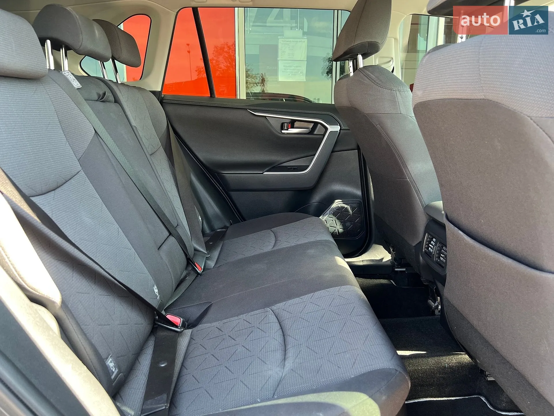 2021 Toyota RAV 4 - мініатюра 12