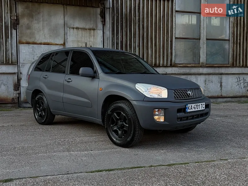Toyota RAV4 2001
