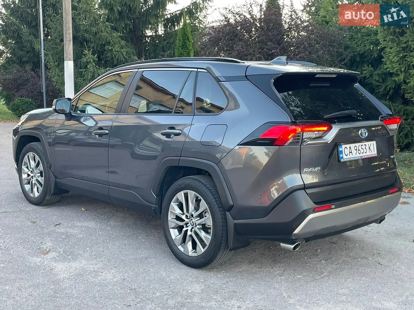 2025 Toyota RAV 4 - мініатюра 10