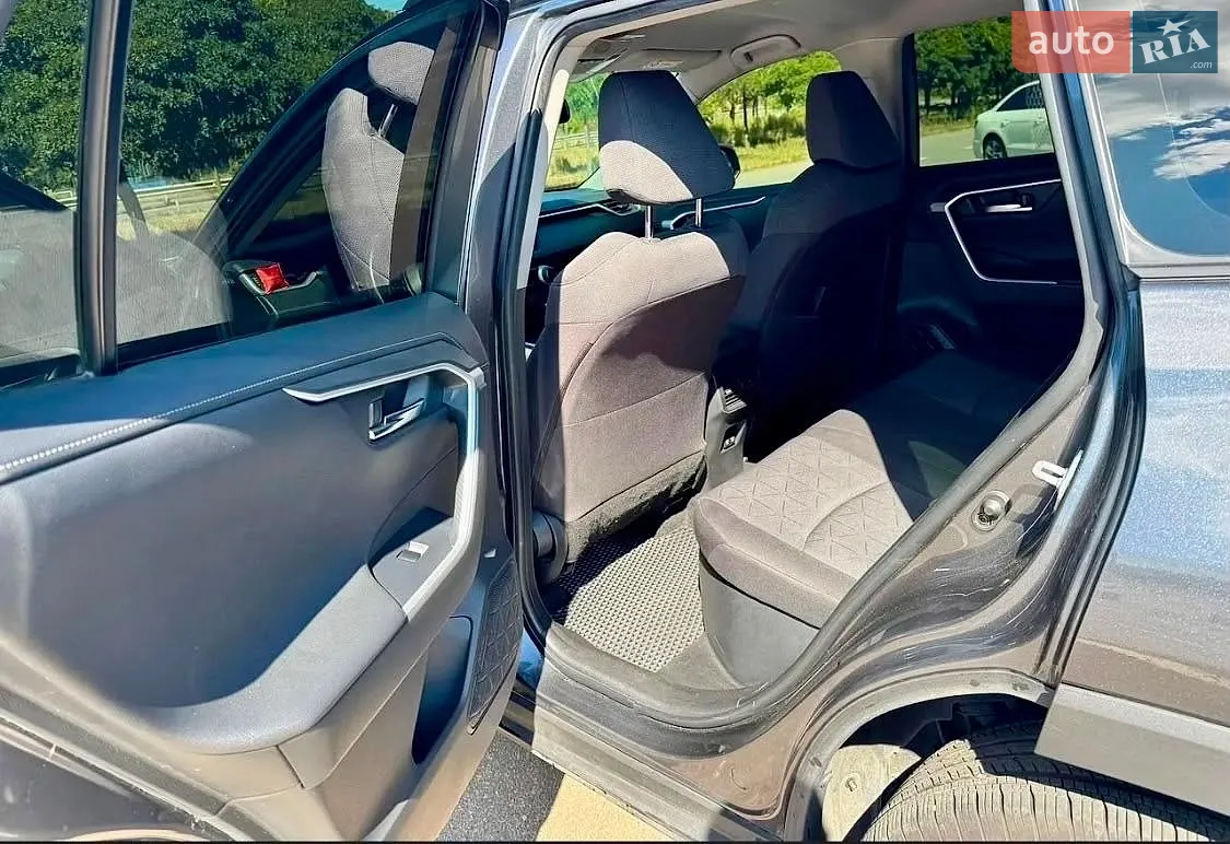 2020 Toyota RAV 4 - мініатюра 24
