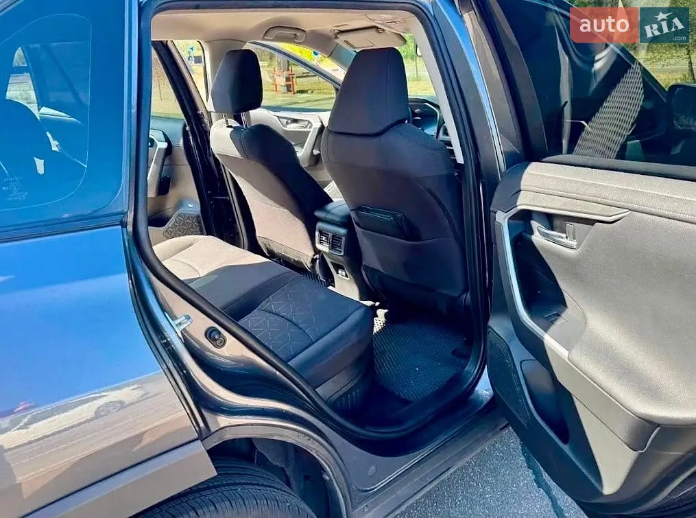 2020 Toyota RAV 4 - мініатюра 25