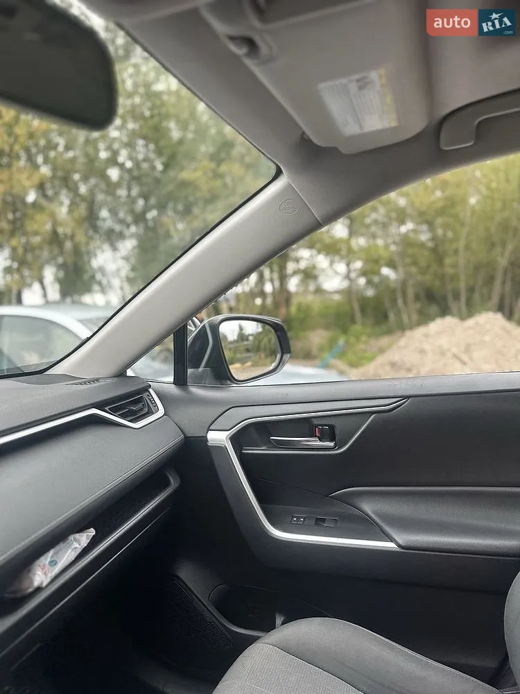 2020 Toyota RAV 4 - мініатюра 15