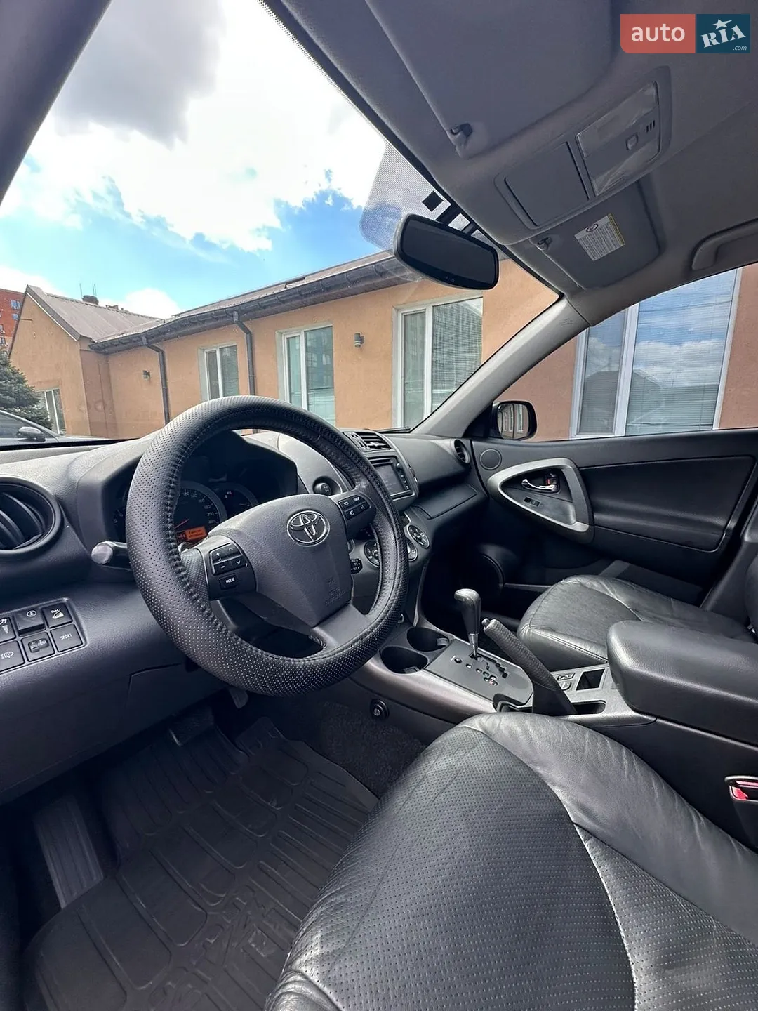 2012 Toyota RAV 4 - мініатюра 16