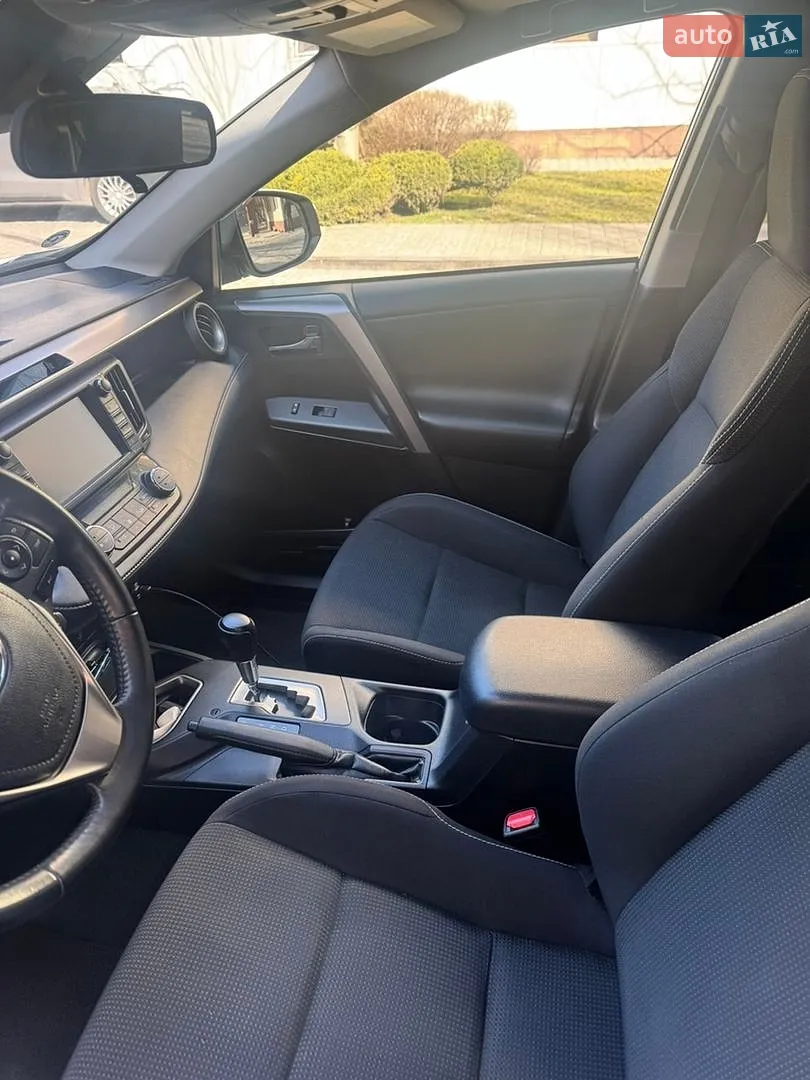 2018 Toyota RAV 4 - мініатюра 5