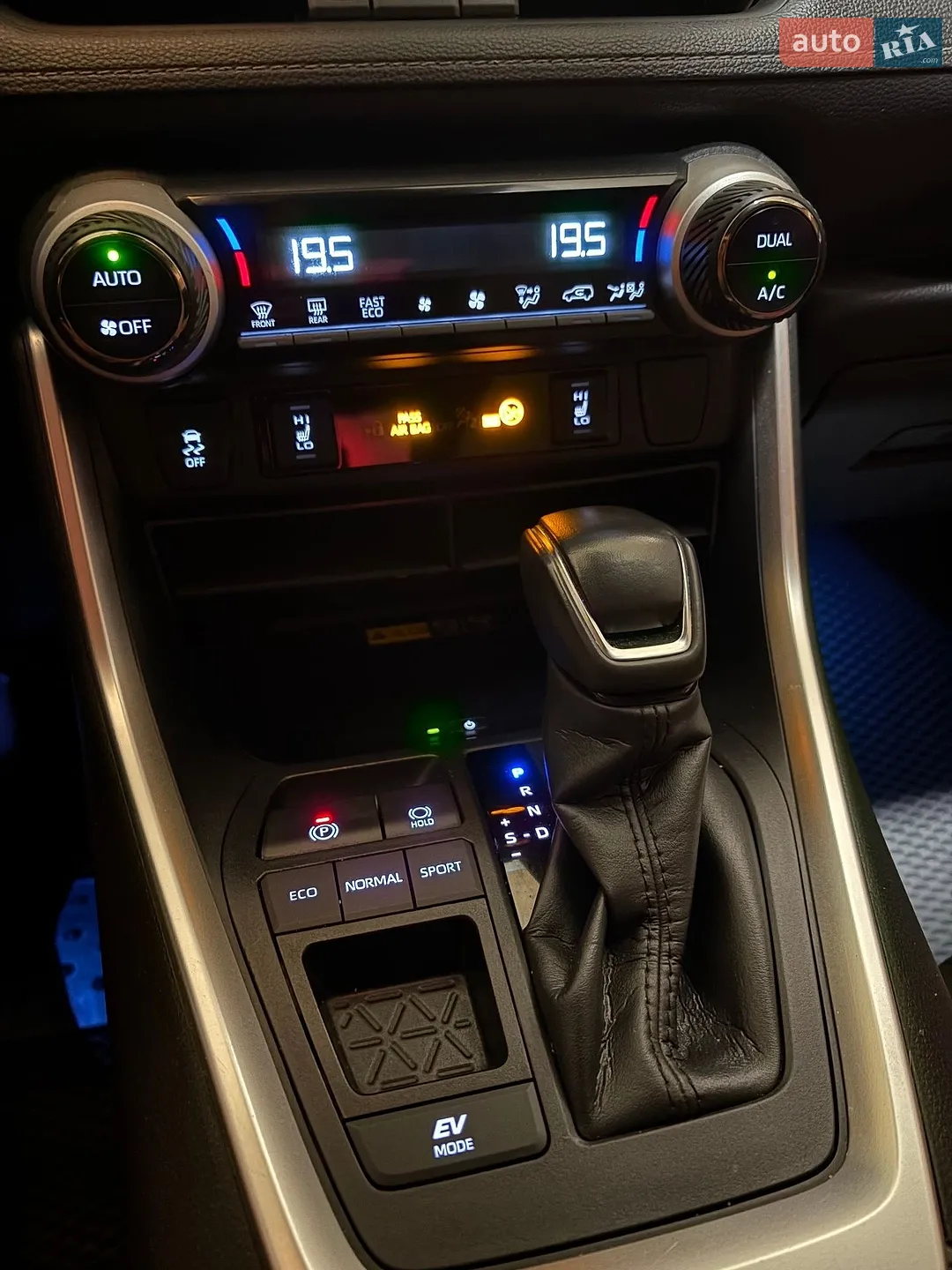 2023 Toyota RAV 4 - мініатюра 12