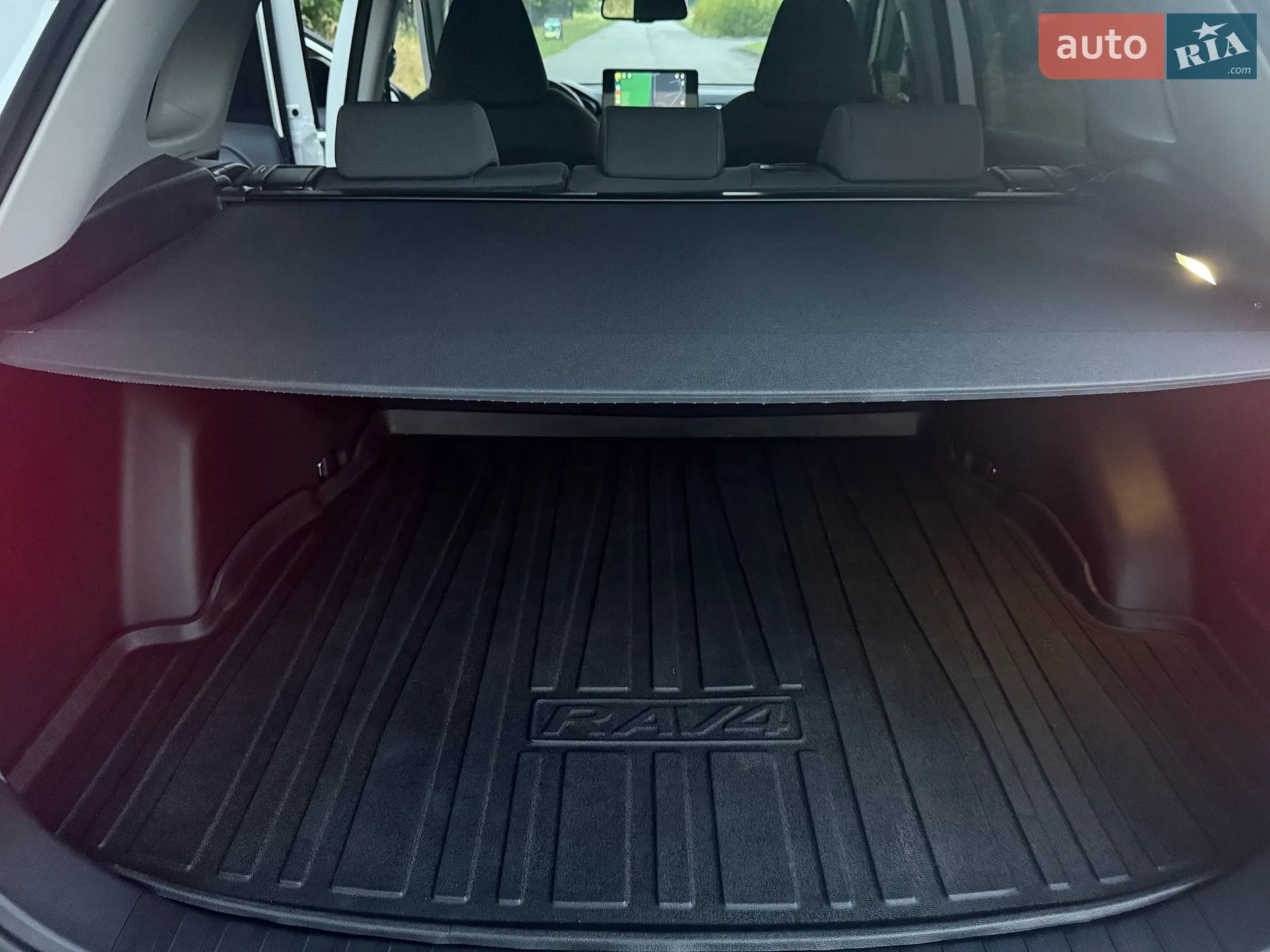 2023 Toyota RAV 4 - мініатюра 8