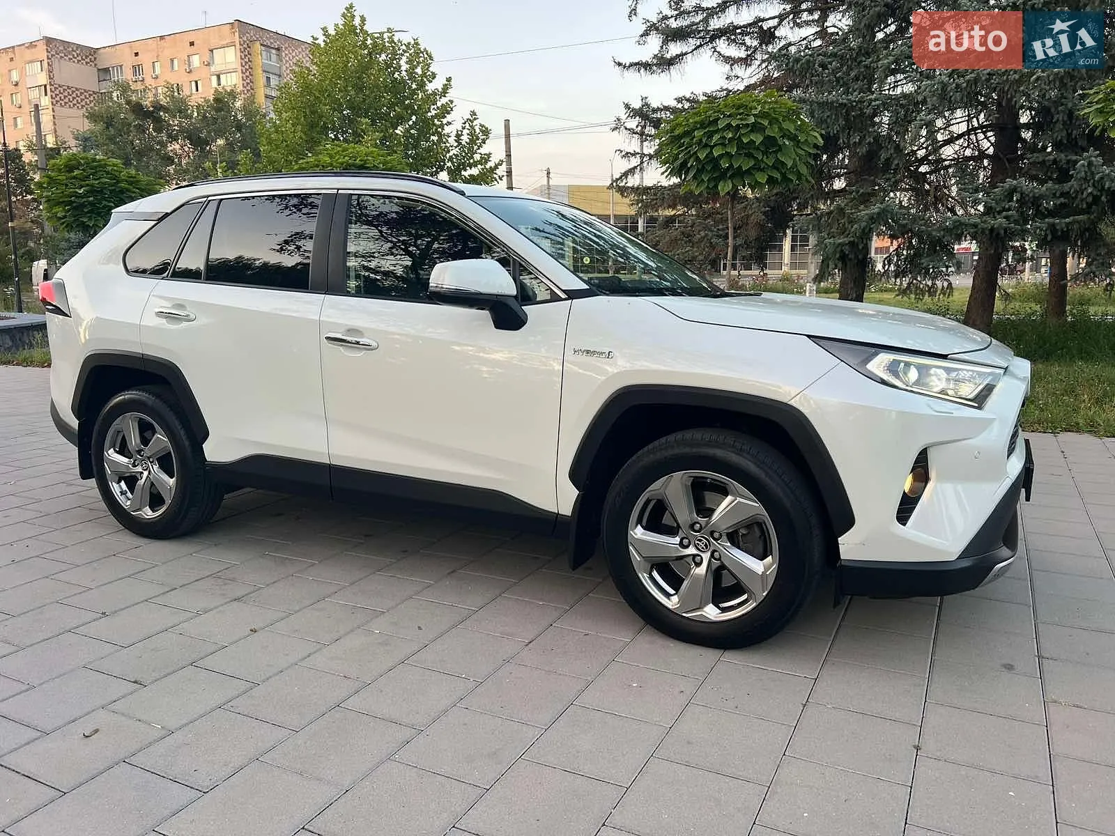 2020 Toyota RAV 4 - мініатюра 14