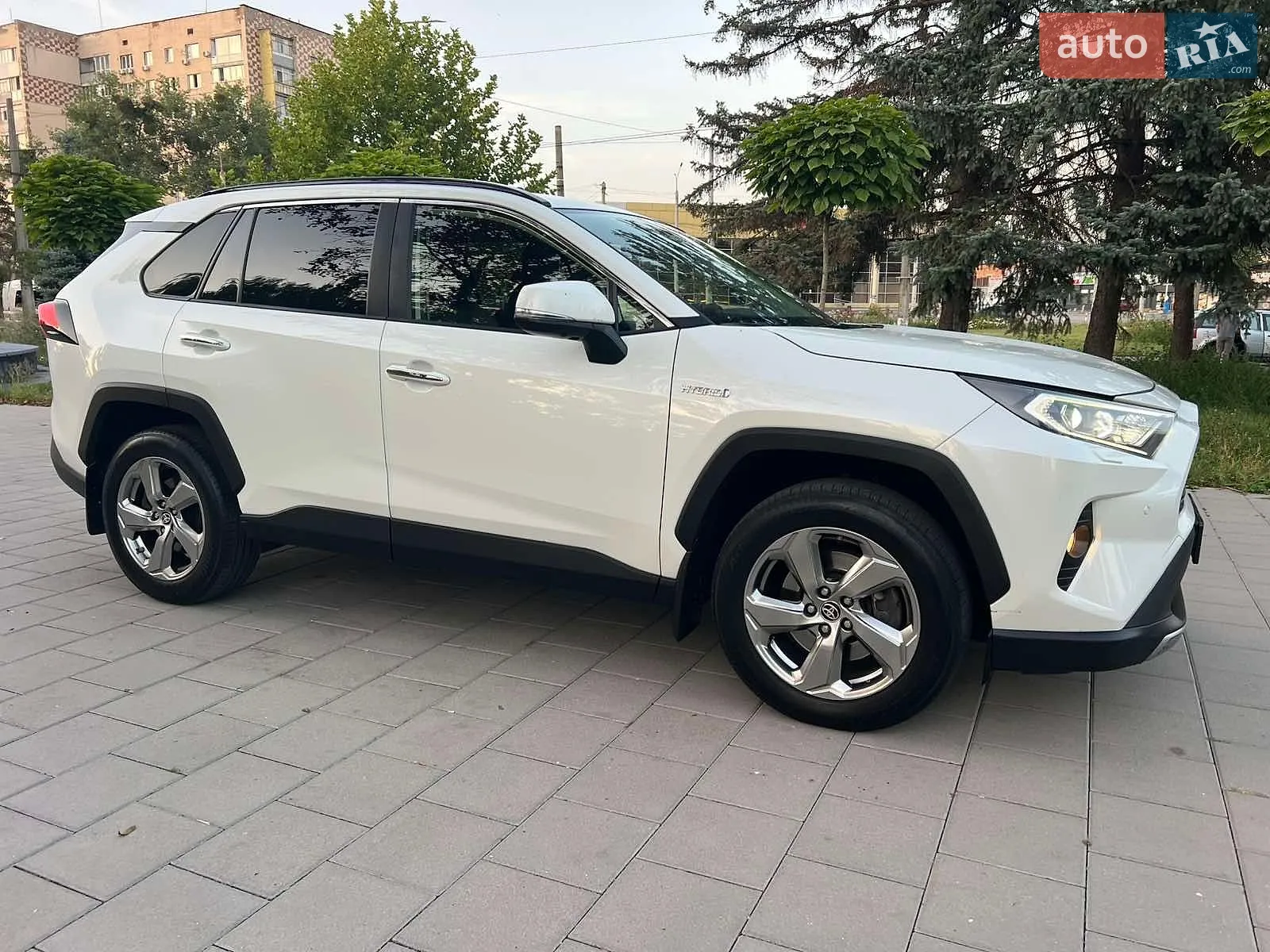 2020 Toyota RAV 4 - мініатюра 20