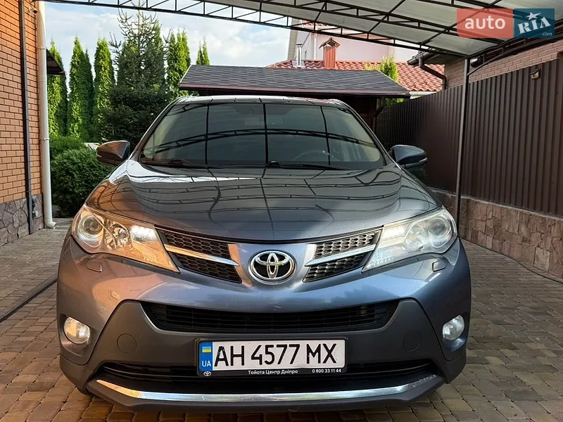 Toyota RAV4 2014