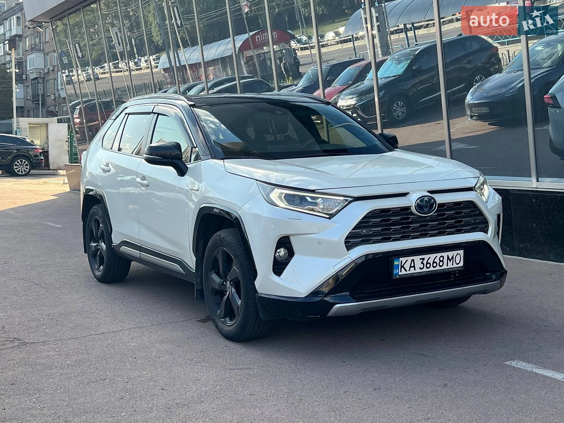 2020 Toyota RAV 4 - фото 1