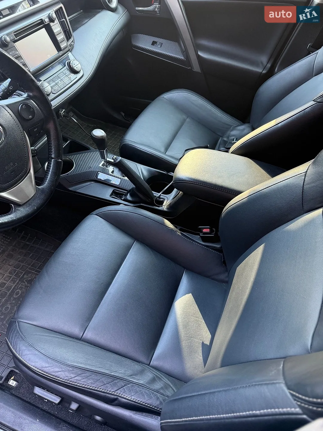 2015 Toyota RAV 4 - мініатюра 13