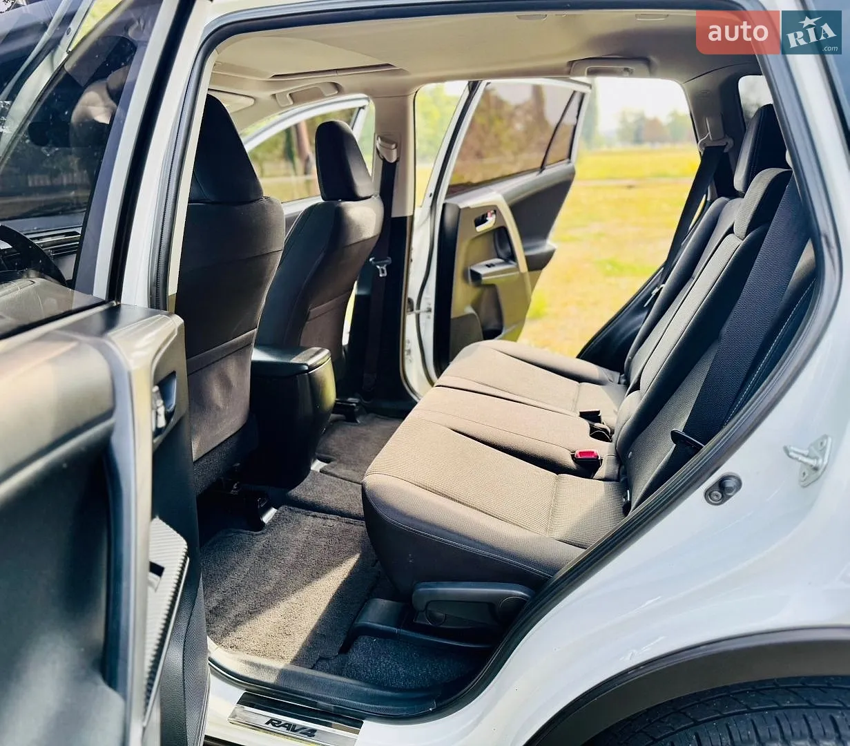 2015 Toyota RAV 4 - мініатюра 13