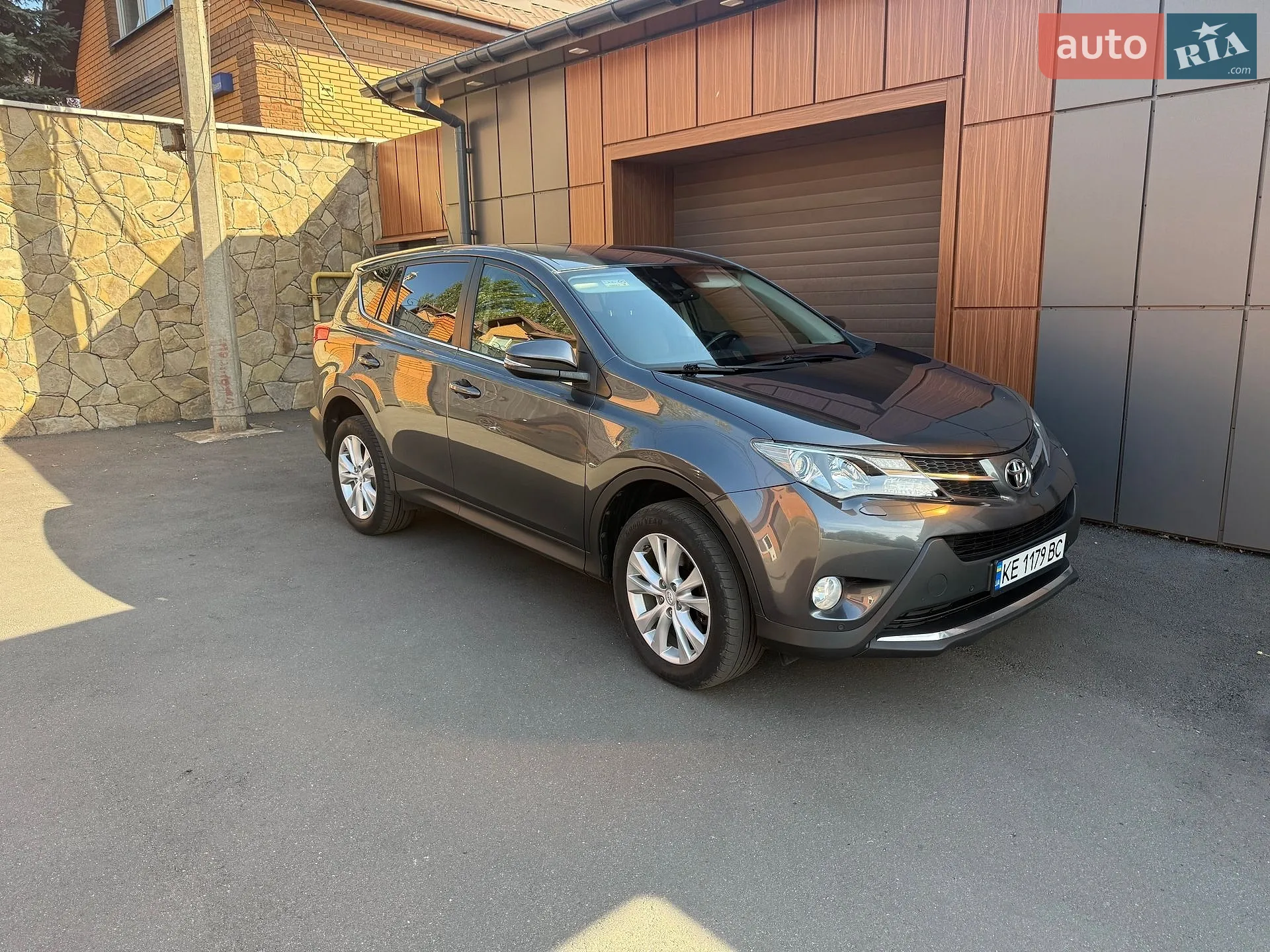2015 Toyota RAV 4 - мініатюра 10
