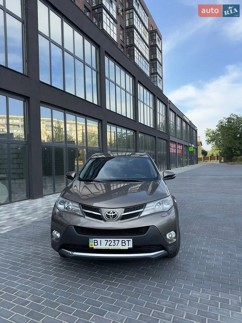 2013 Toyota RAV 4 - мініатюра 7