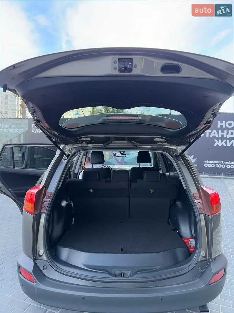 2013 Toyota RAV 4 - мініатюра 14