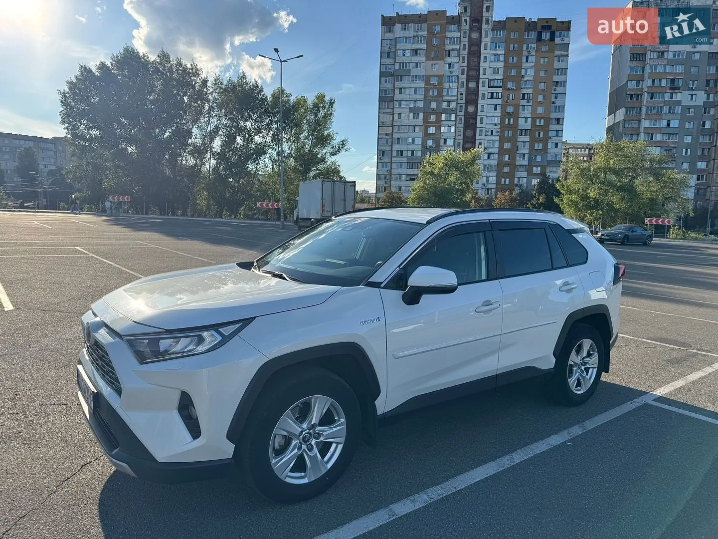2019 Toyota RAV 4 - мініатюра 2