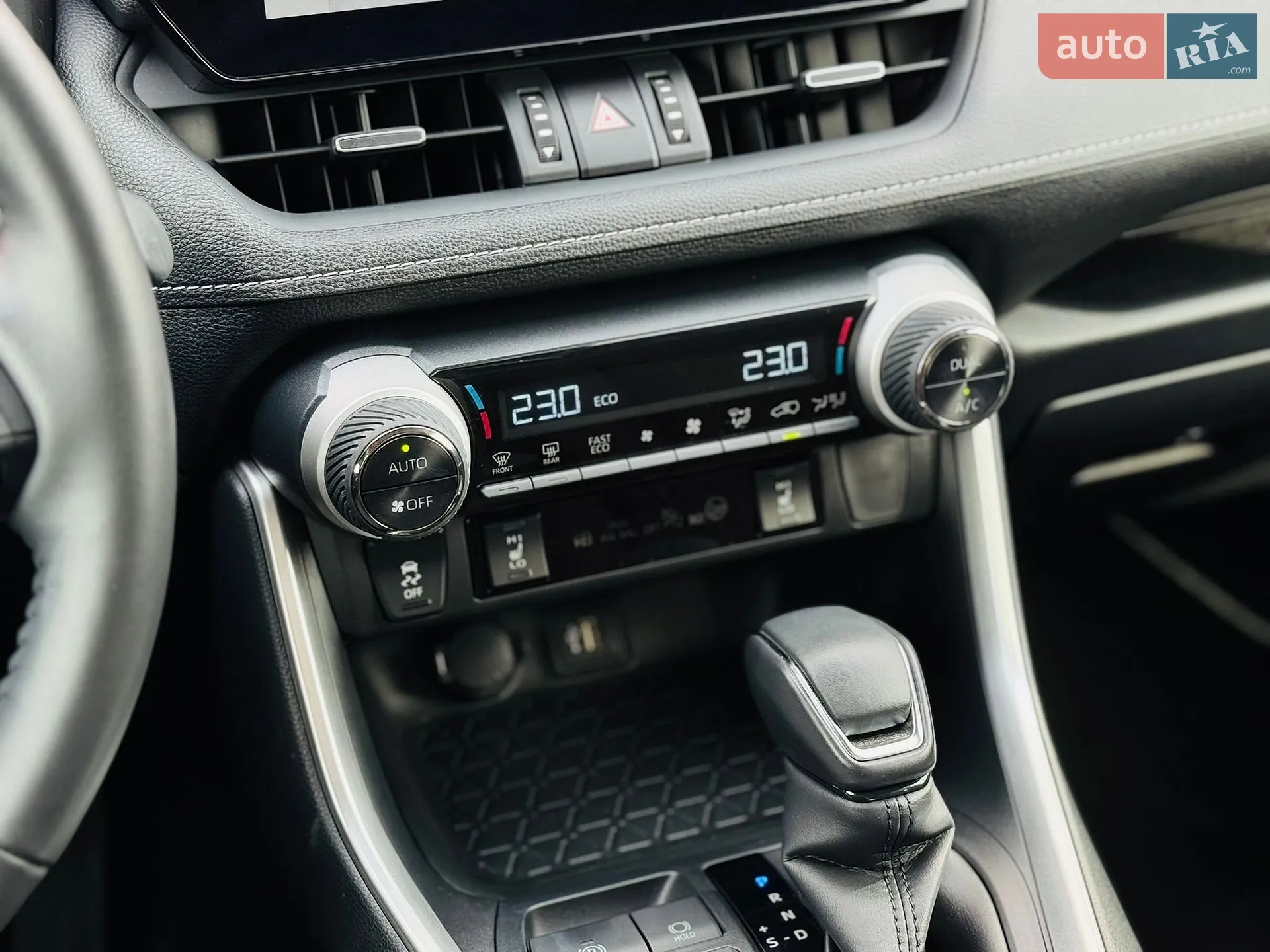 2023 Toyota RAV 4 - мініатюра 20