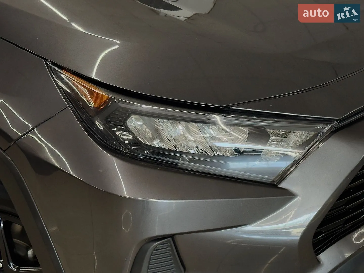 2019 Toyota RAV 4 - мініатюра 8