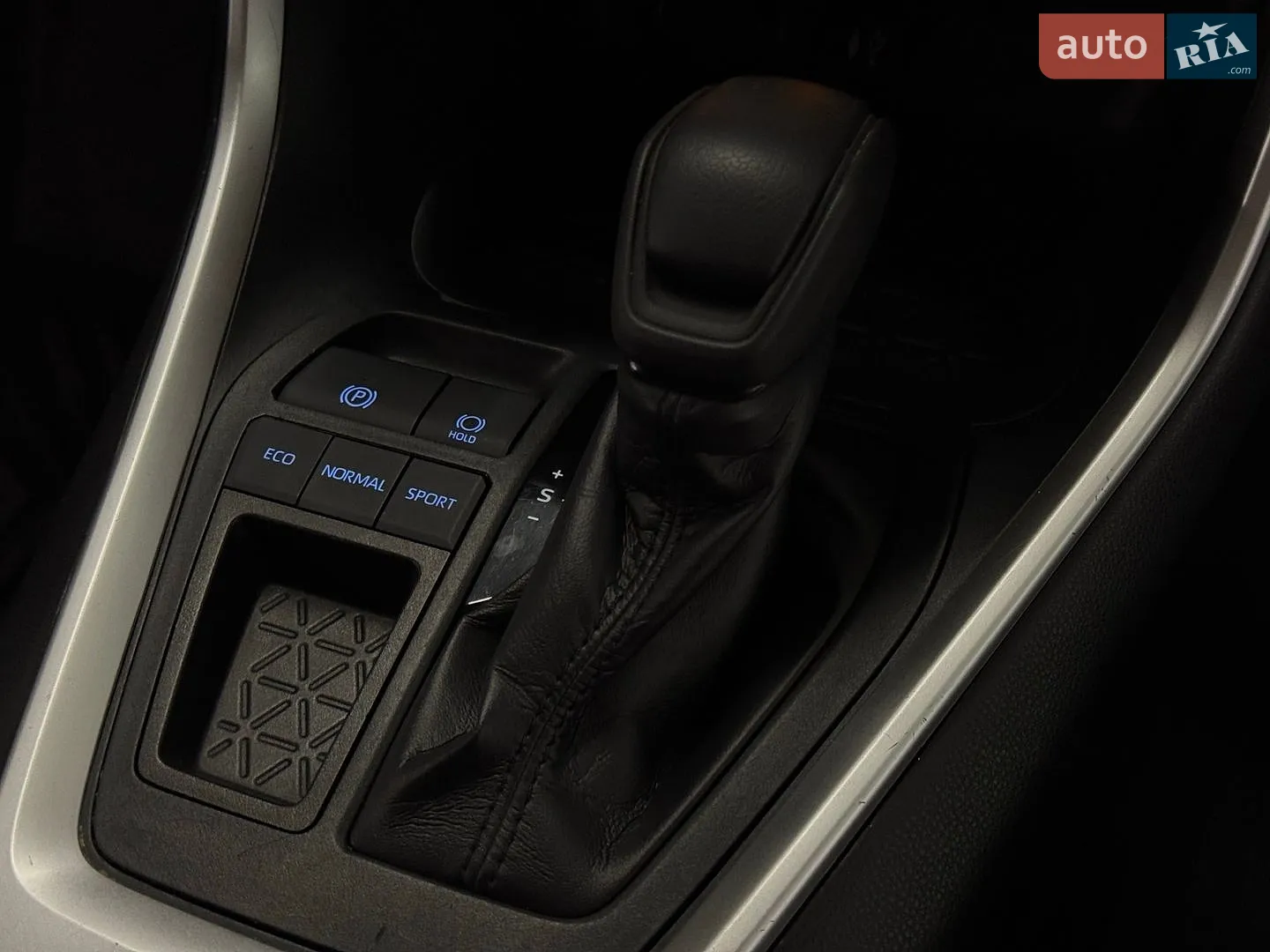 2019 Toyota RAV 4 - мініатюра 38
